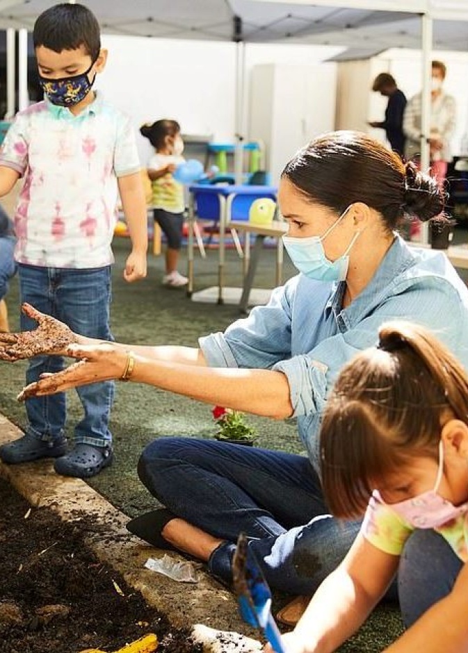 اطلالة ميغان ماركل 