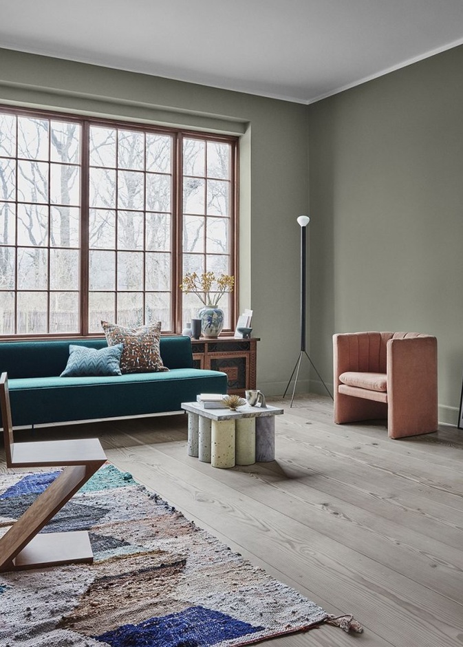 الرخام بألوانه المتعددة في تصميم طاولة غرفة المعيشة