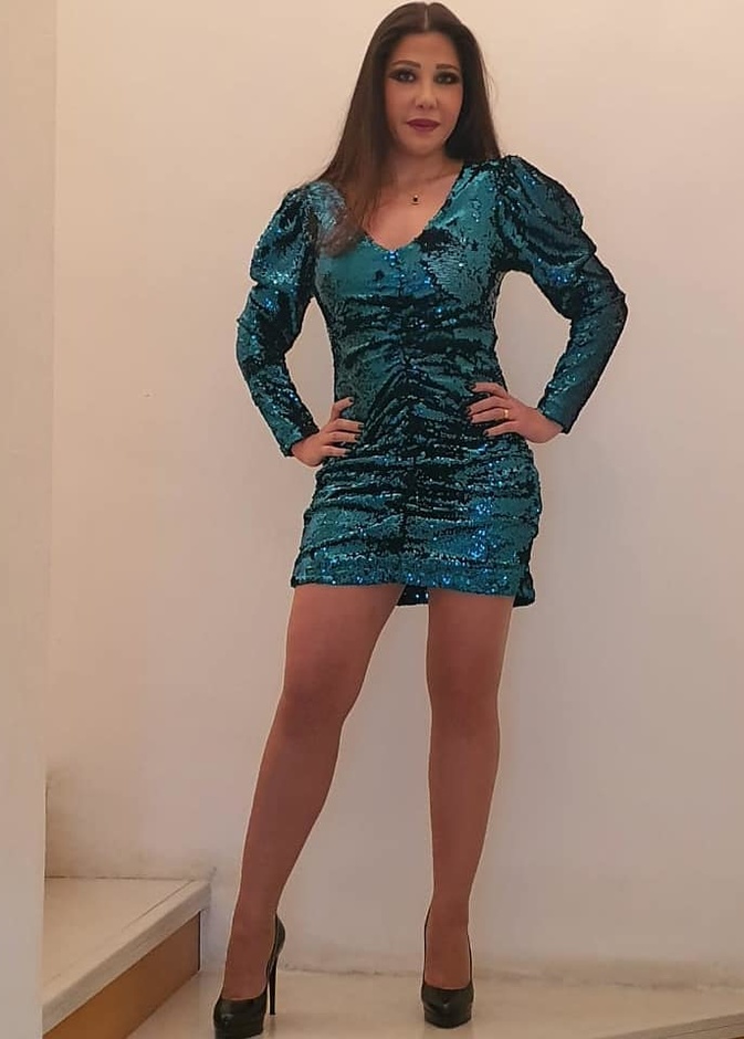  صور شقيقة نانسي عجرم باطلالة جريئة في أحدث ظهور لها