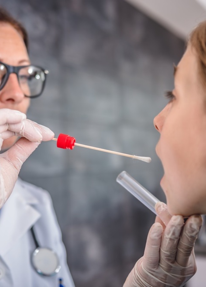 امكانية استخدام اللعاب للكشف عن كوفيد-19 