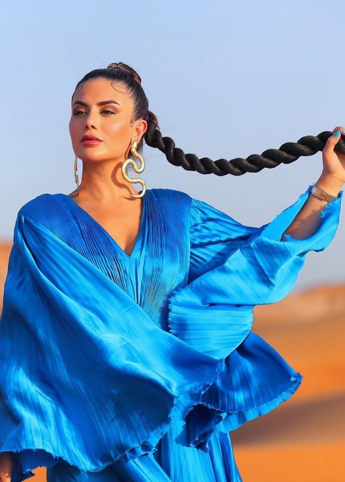 ضفائر الشعر الثنائية بأسلوب ديما الأسدي