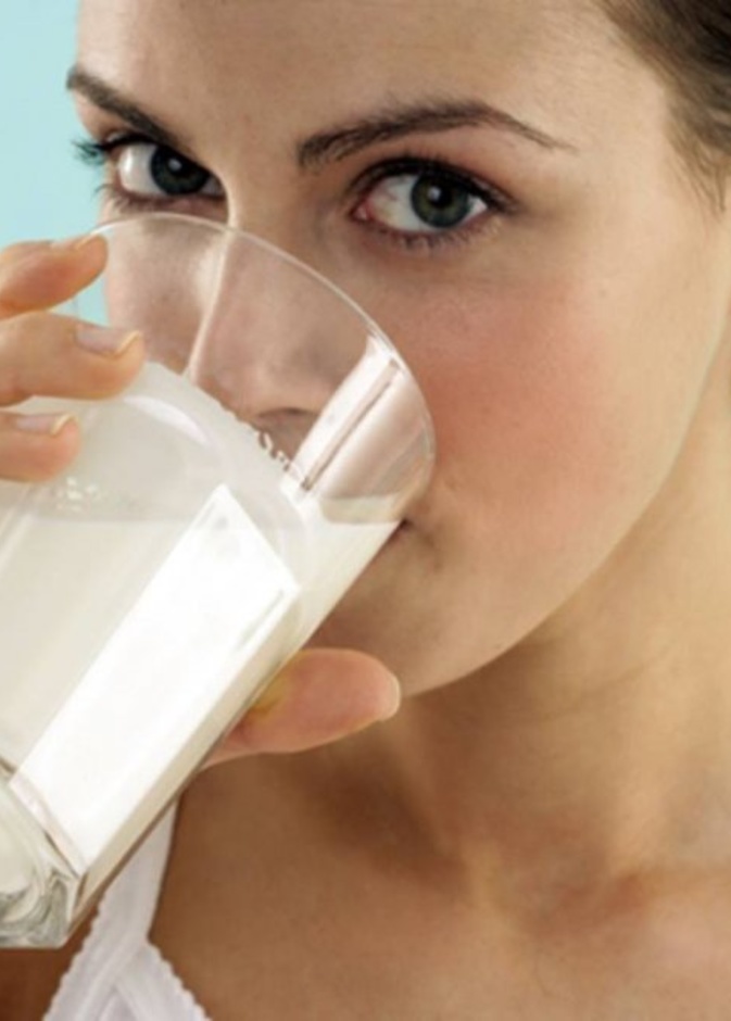 منتجات اللبن خالية الدسم تكون قليلة السعرات الحرارية ولا تحتوي على الدهون