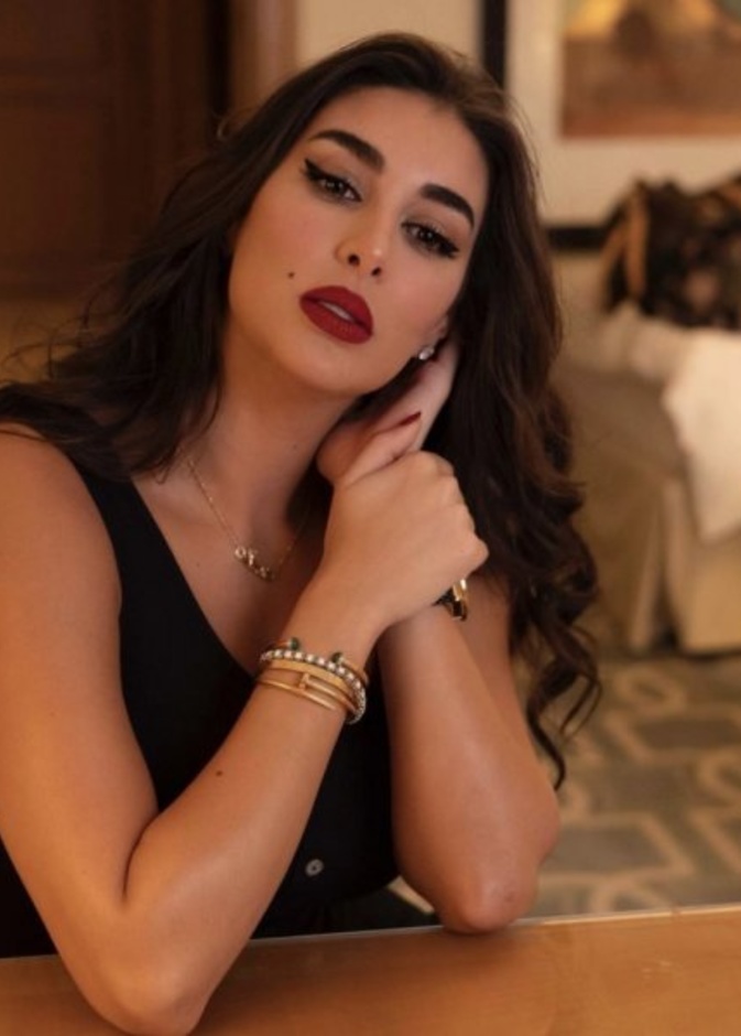 الأنوثة عنوان مجوهرات ياسمين صبري