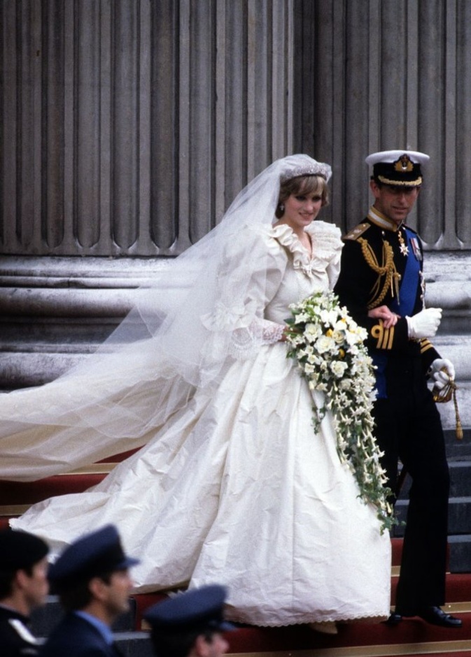  فستان زفاف الأميرة ديانا Princess Diana أميرة ويلز
