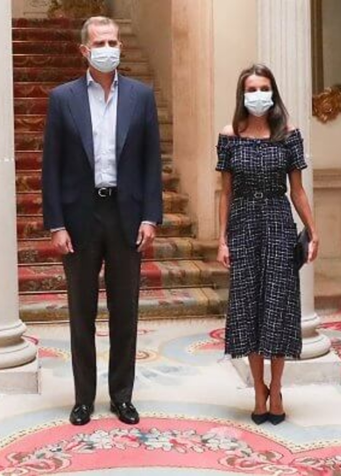  أناقة ليتيزيا ملكة إسبانيا