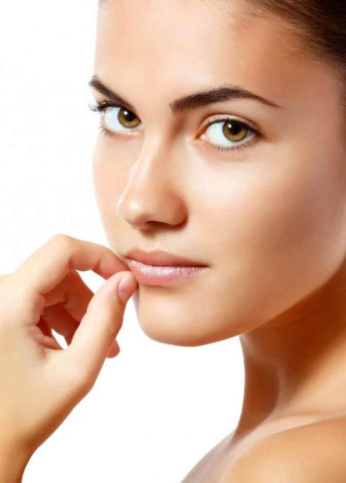 شفط دهون الخد يزيل الخلايا الدهنية بشكل دائم من وجهك