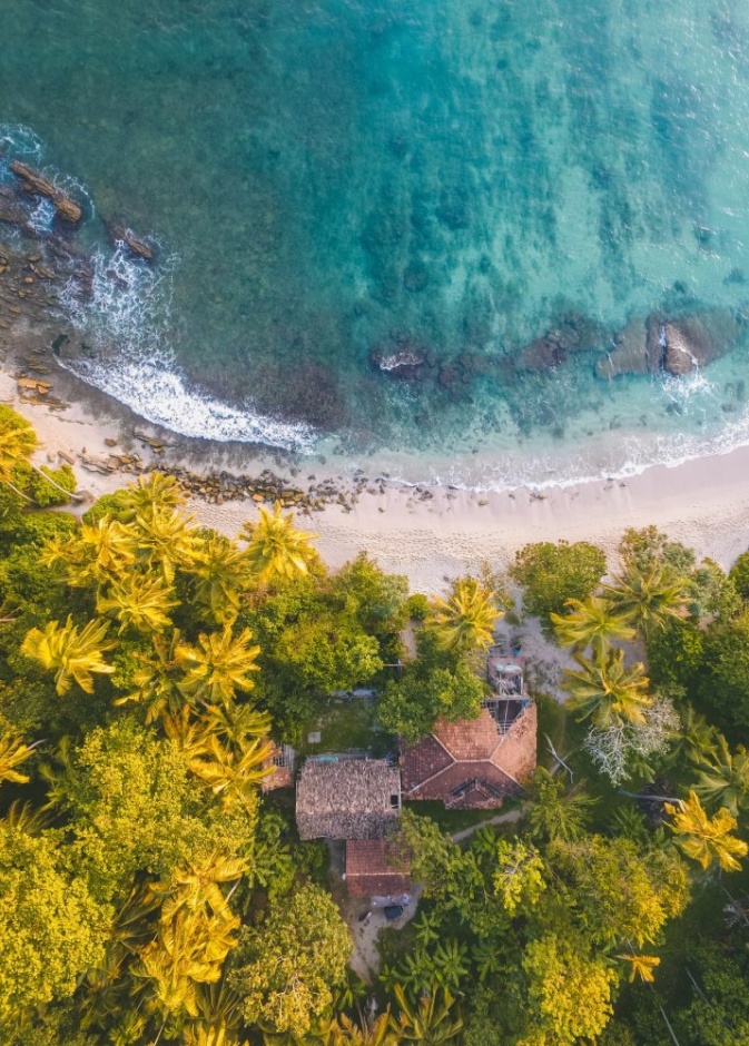  اليوم الثالث زيارة مدينة سيجيريا وتفقد منحدرات سيجيريا الصخرية المبهرة بواسطة Oliver Sjöström