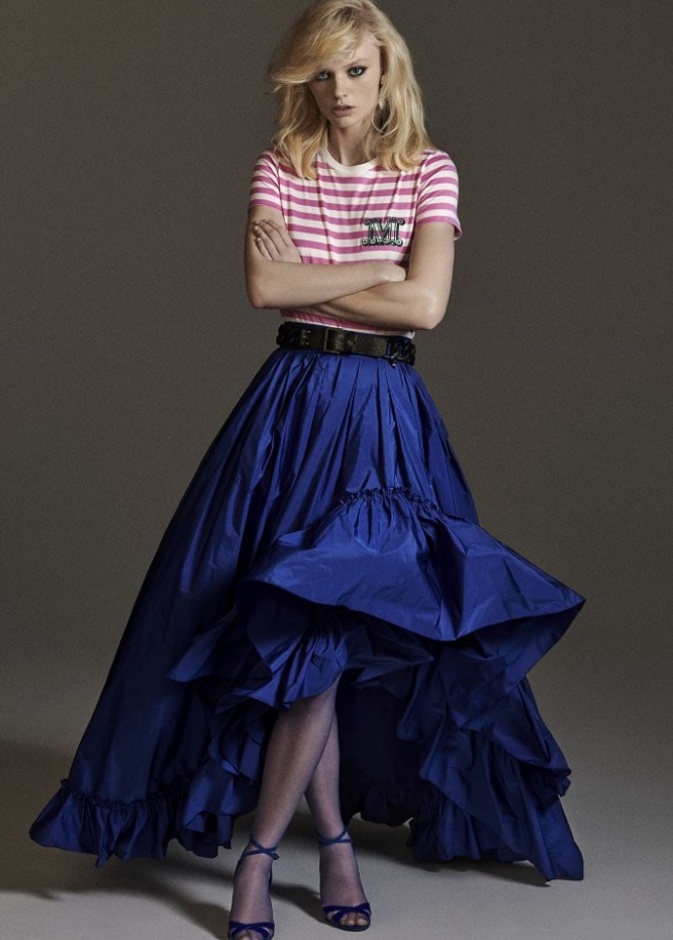 لإطلالة مميّزة في سهراتك.. اختاري أزياء Max Mara 