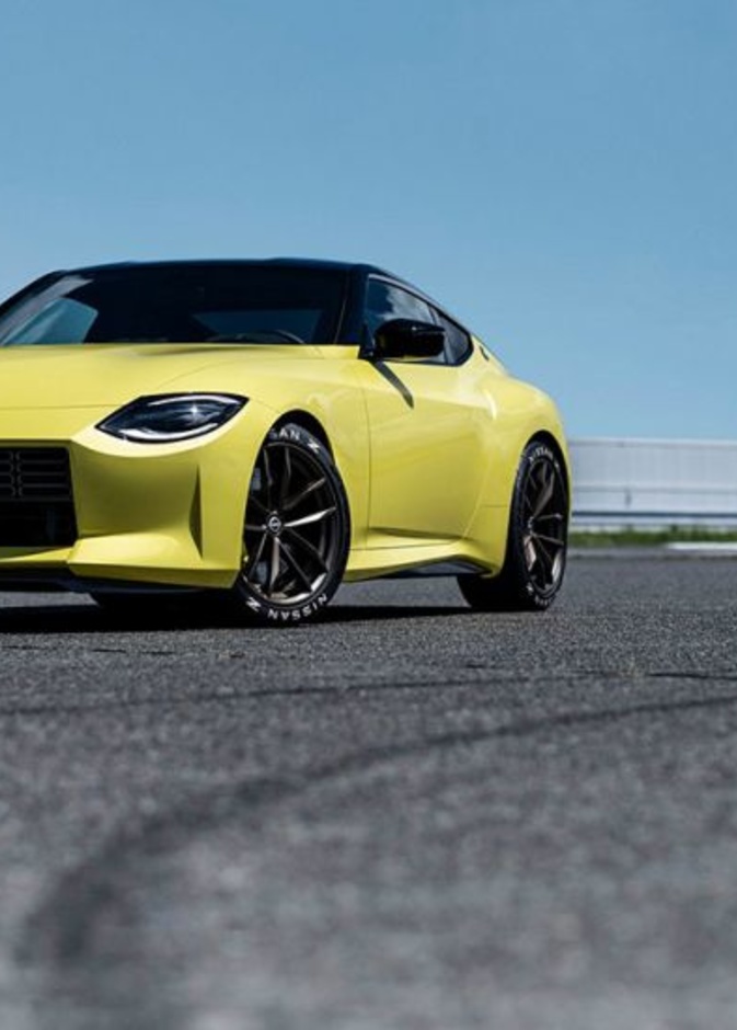 مقصورة كلاسيكية في سيارة Z Proto