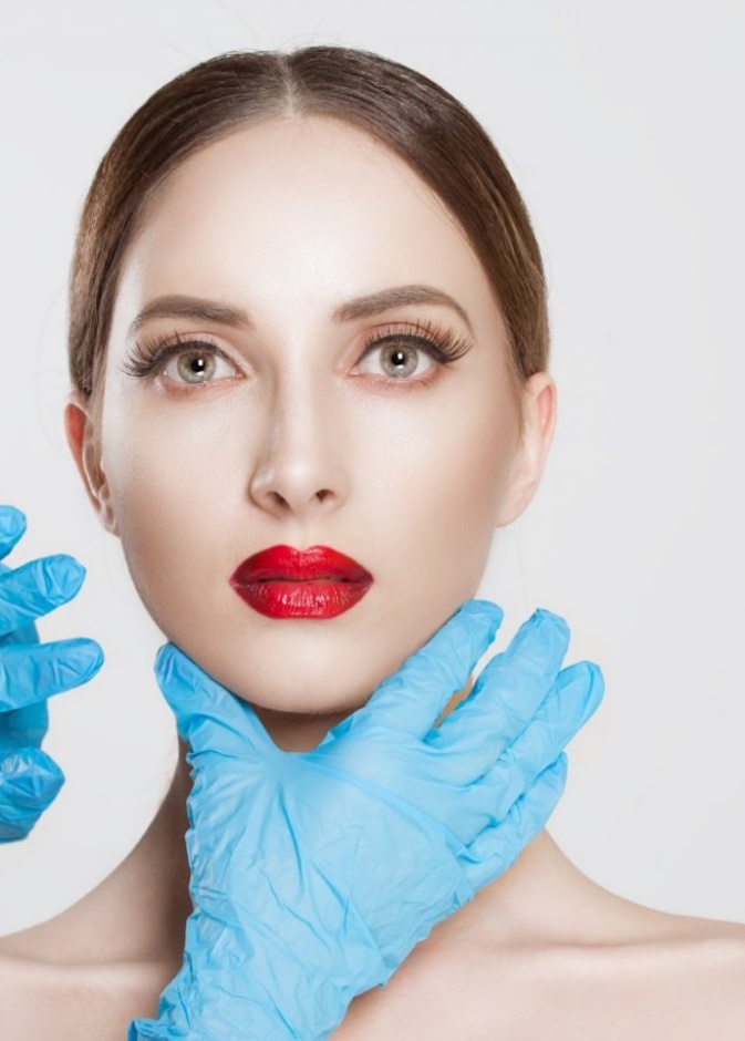  طريقة استخدام تقنية الالترافورمر لعلاج الذقن المزدوجة