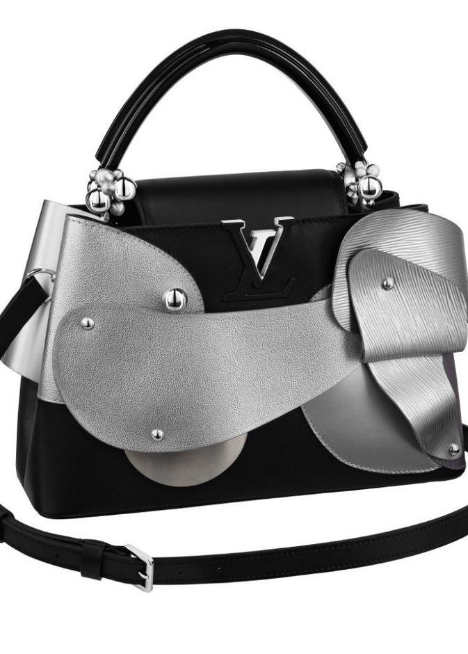 حقيبة كابوسين من لويس فويتون بتصميم الفنان تشاو تشاو