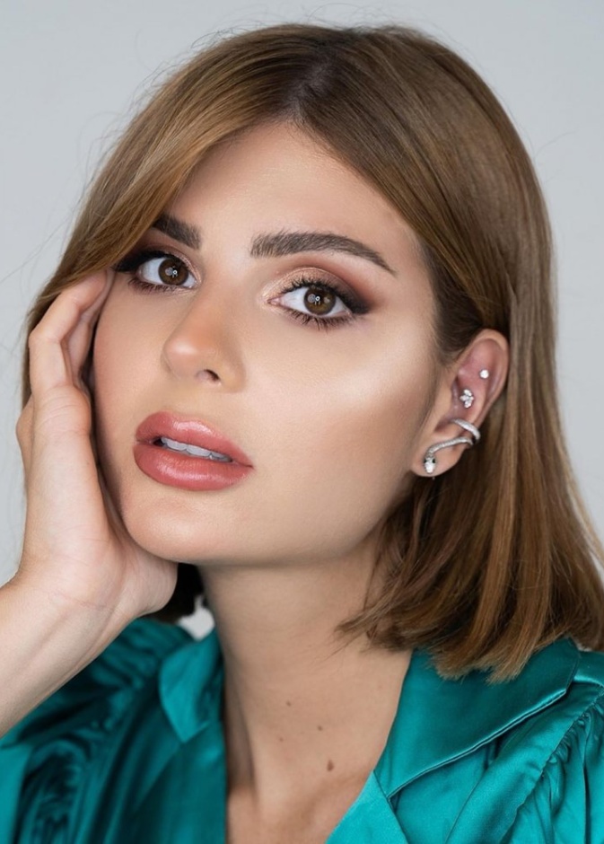 لينا قزيز بملامح صادمة بعد عملية تجميل فاشلة