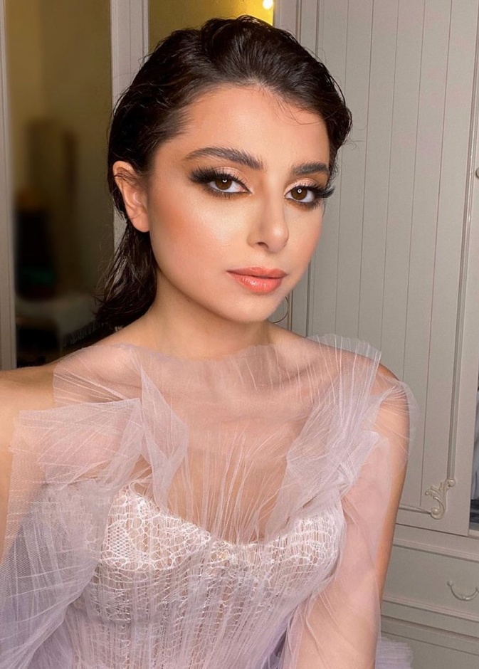 طريقة وضع مكياج خريفي من وحي احدث إطلالات ماريتا الحلاني