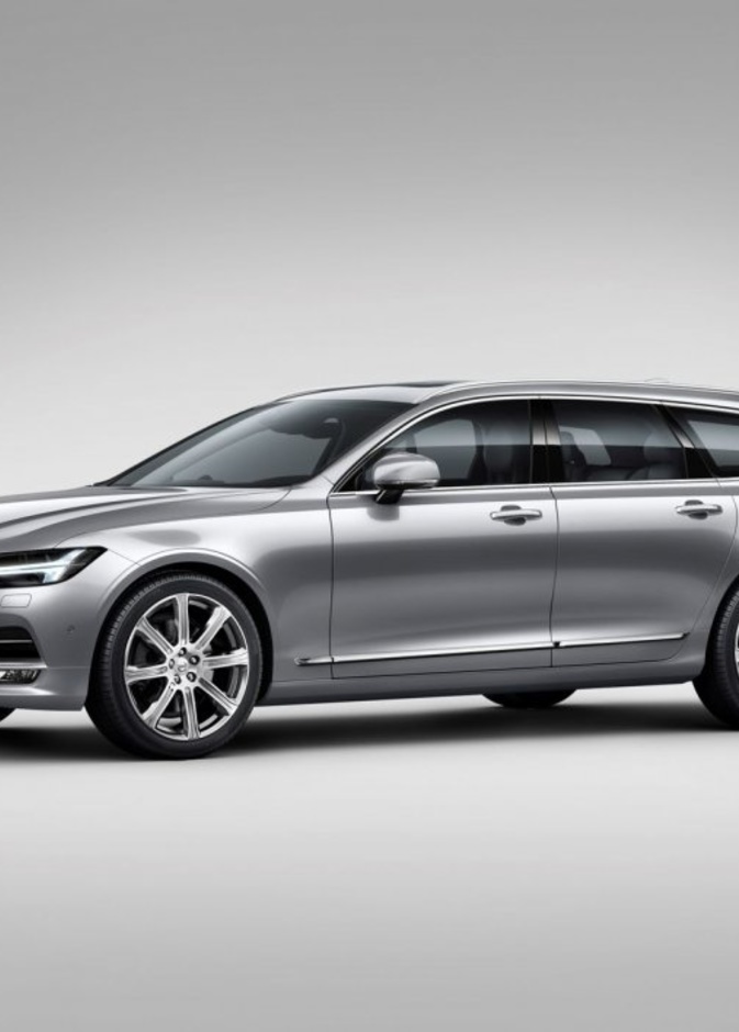 V90 Cross Country كروس أوفر عائلية جديدة من فولفو