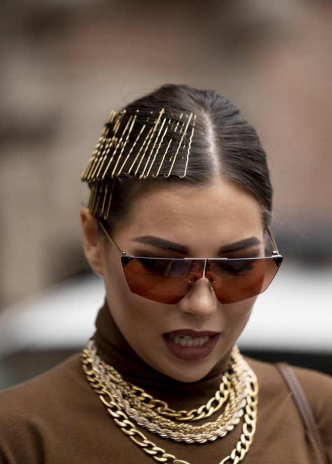  اكسسوارات شعر الدبابيس الجانبية من شوارع ميلانو