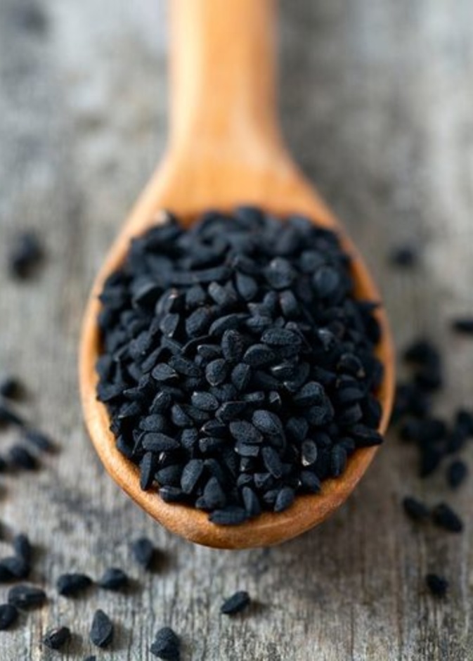 فوائد الحبة السوداء لمرضى البواسير