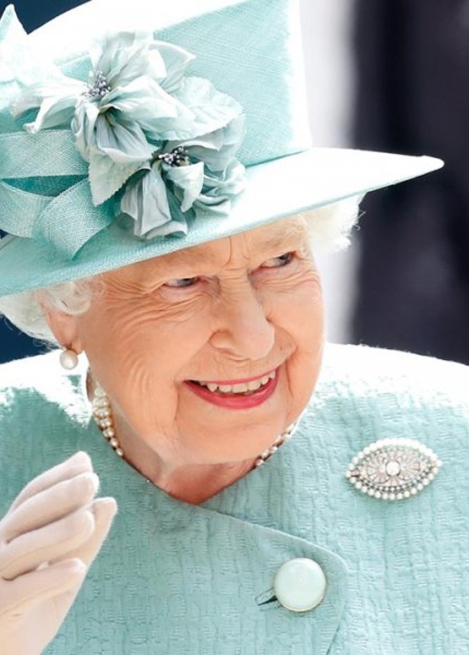 الملكة إليزابيث الثانية 