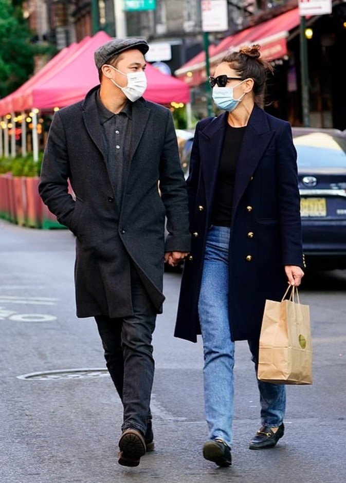 كاتي هولمز و إميليو فيتولو