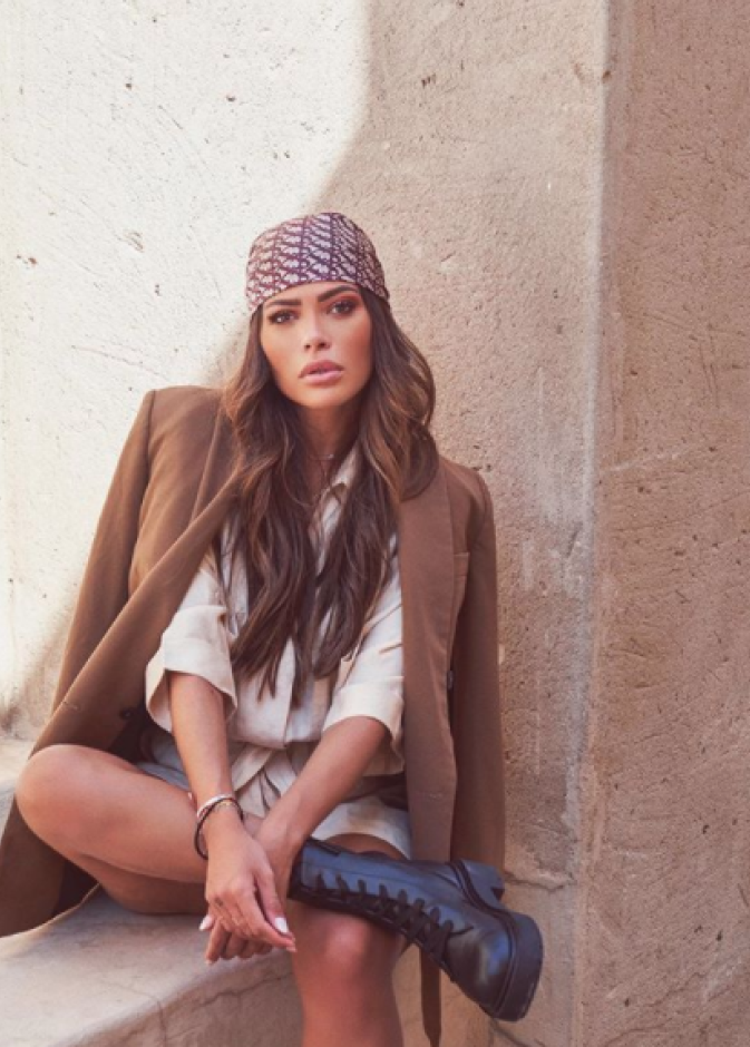 العنود بدر في لوك خريفي ناعم