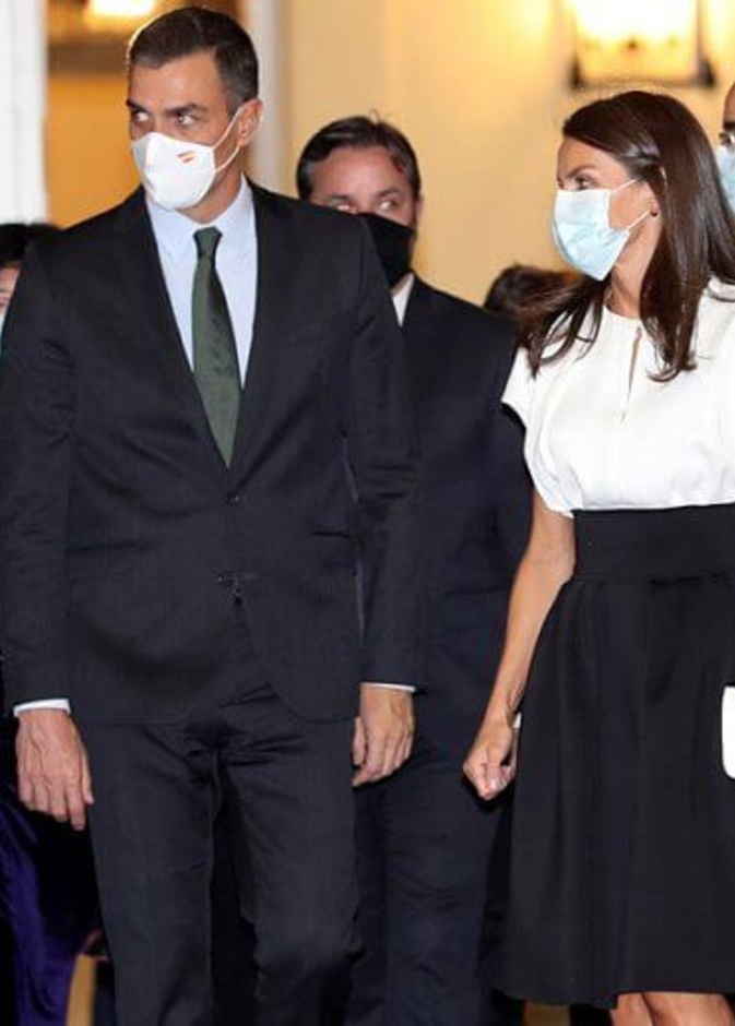 أحدث إطلالات الملكة ليتيزيا والملك فيليب السادس في مدريد