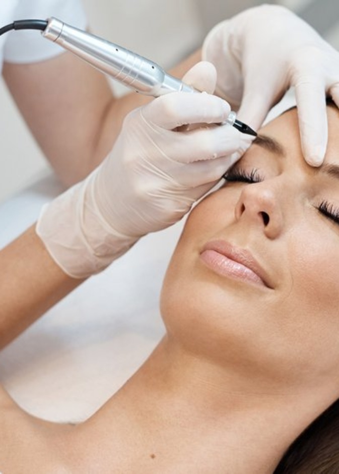 زراعة شعر الحواجب لمظر متكامل وأكثر جاذبية