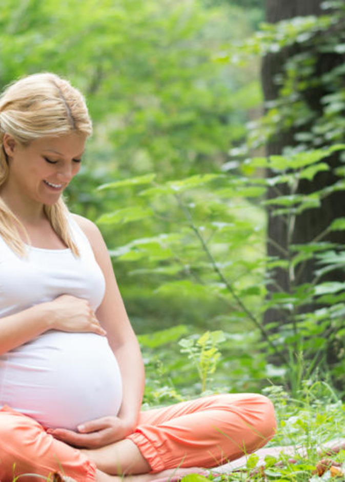 فوائد زيت السمسم للحامل إحتوائه على عناصر مهمة لفترة الحمل