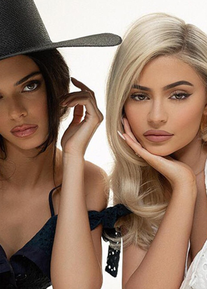 كايلي و كيندال وكريس جينر 