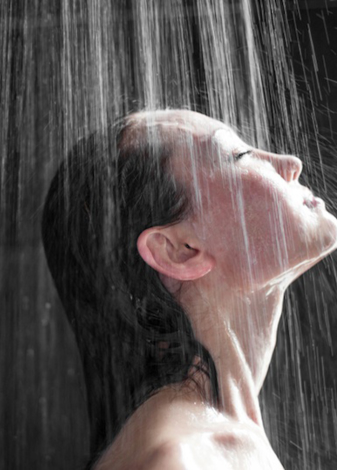 ما العلاقة بين الاستحمام بالماء الساخن وطول العمر