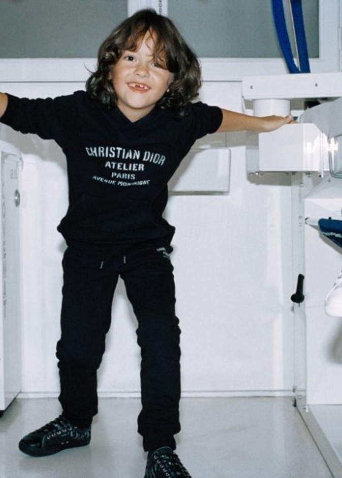 اطلالات من مجموعة Baby Dior