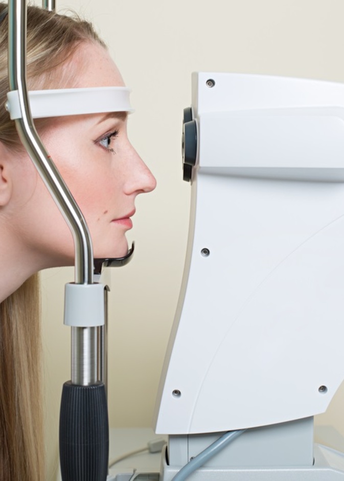 5 علاجات لحالة القرنية المخروطية