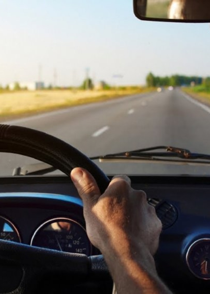 انحراف السيارة أثناء السير