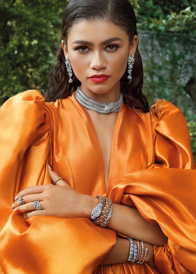 النجمة زندايا في حملة ماي تروبو MAI TROPPO من دار بولغري