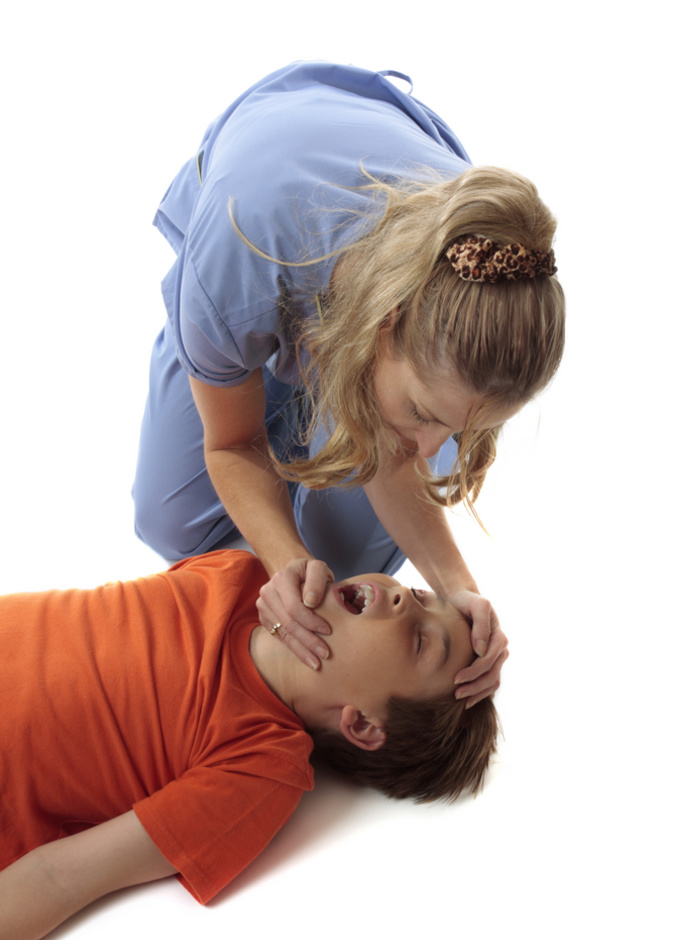  اهم الاسعافات الاولية للاطفال في حالة فقد الوعي