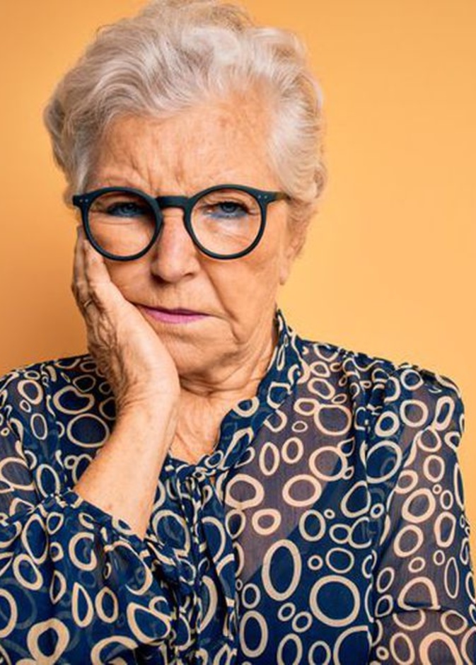  كيف تؤثر اللامبالاة على صحة الدماغ لدى المسنين