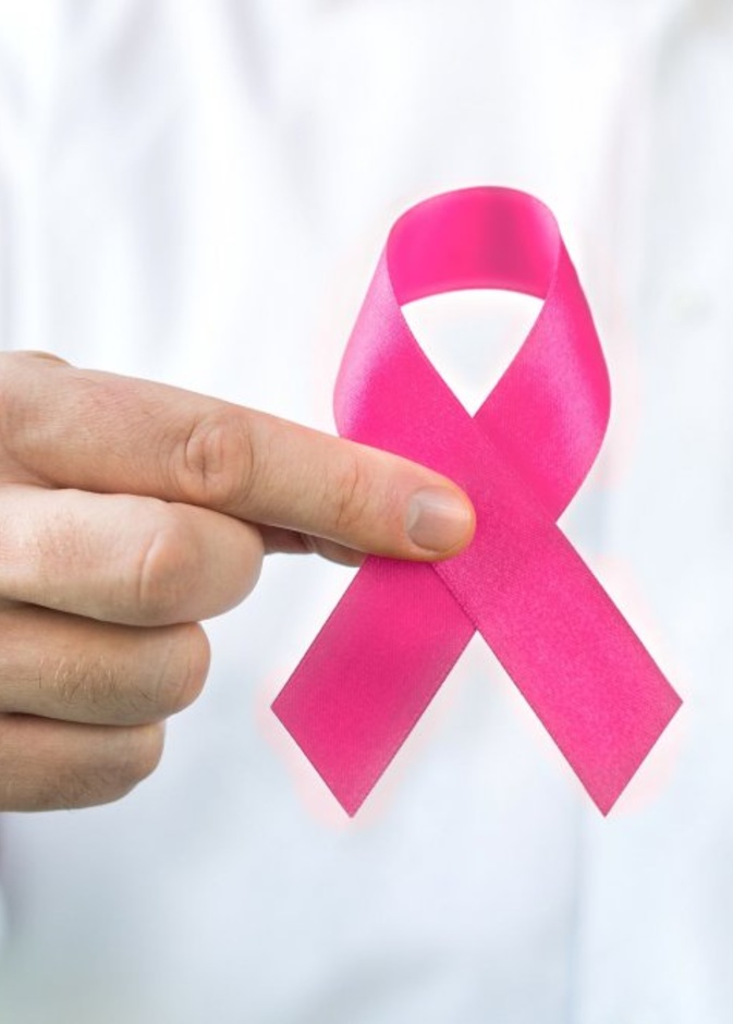 ما العلاقة بين امراض اللثة وسرطان الثدي