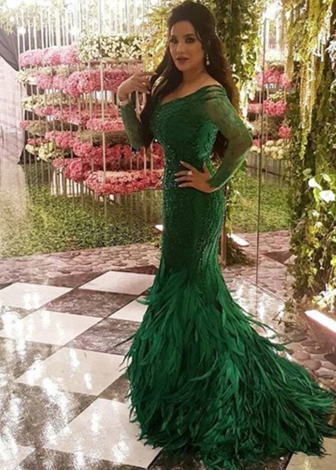  لجين عمران بفستان مميز باللون الاخضر