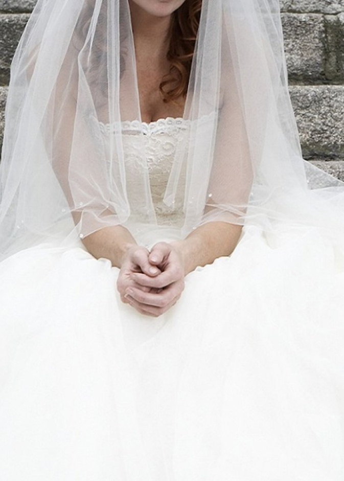  طرد عروسين من فندق شهر العسل بسبب كورونا