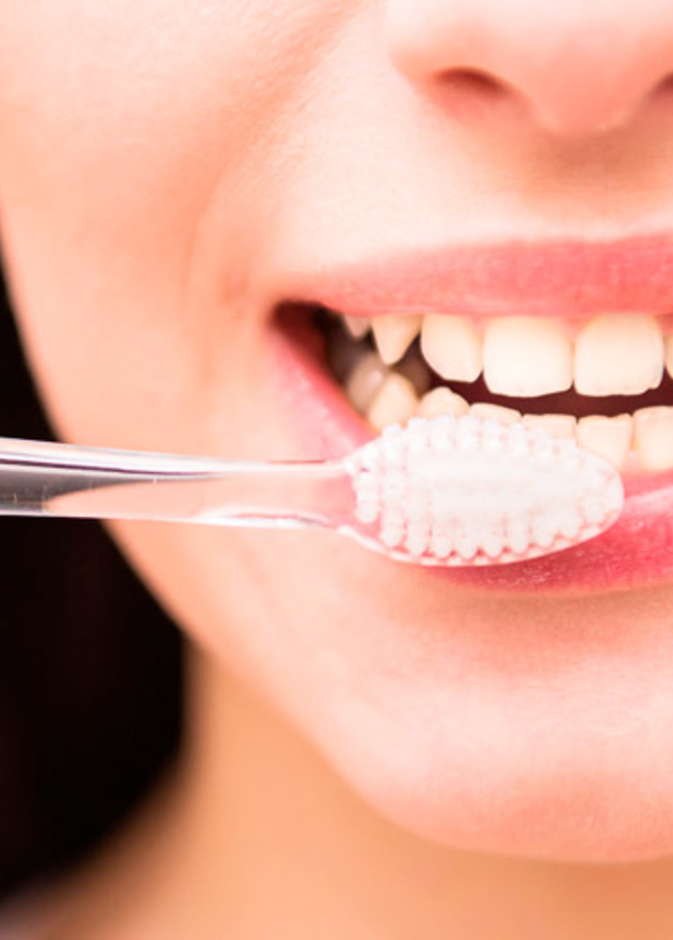 ما العلاقة بين نظافة الأسنان وكورونا