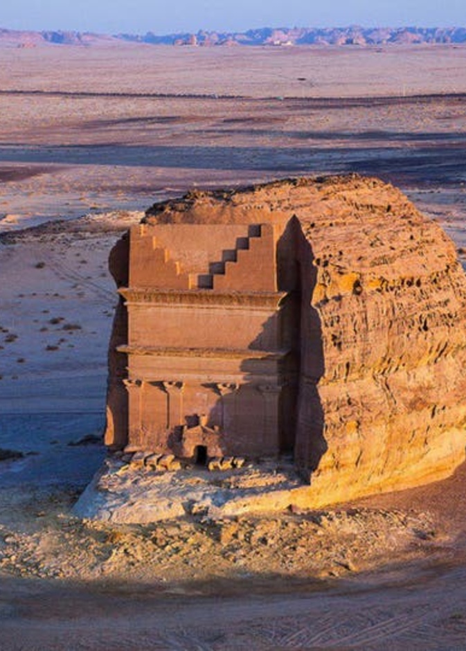  دادان وجبل عكمة أول المواقع الجاهزة لاستقبال زوار العلا نهاية الشهر