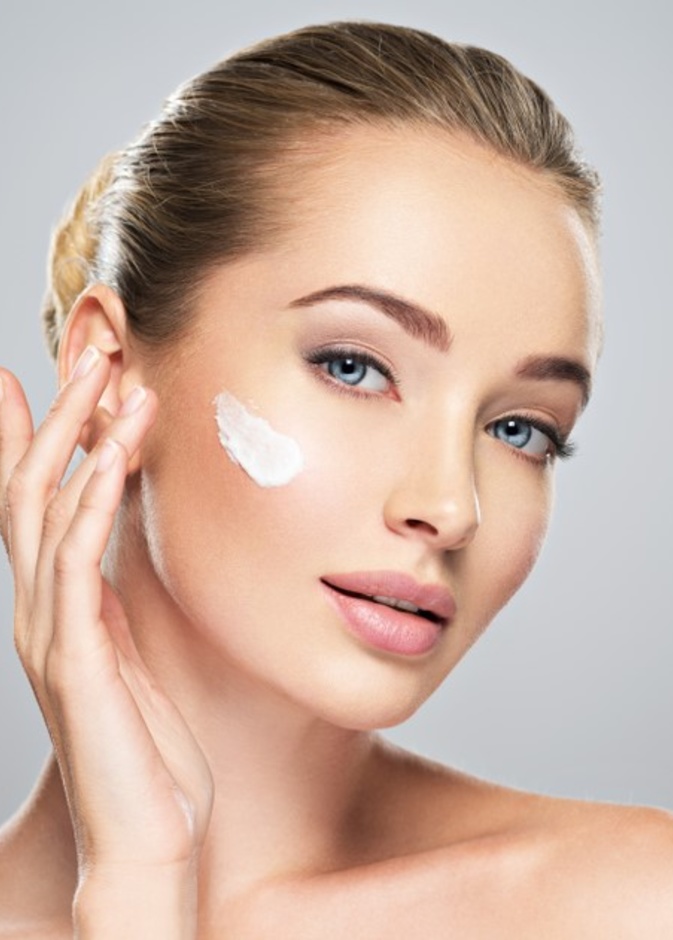 3 نصائح جمالية للعناية بالبشرة المختلطة في شتاء 2020