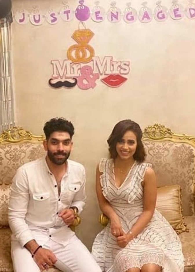 رنا سماحة في حفل خطوبتها