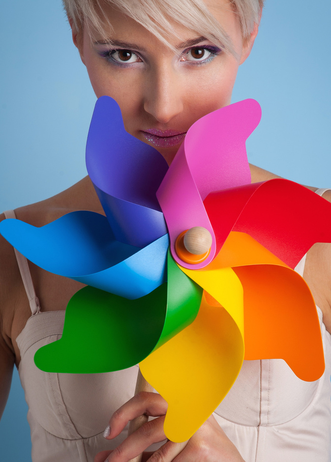  اللون الاحمر والازرق والاخضر قوة فعالة لتعزيز صحة مرضى سرطان الثدي