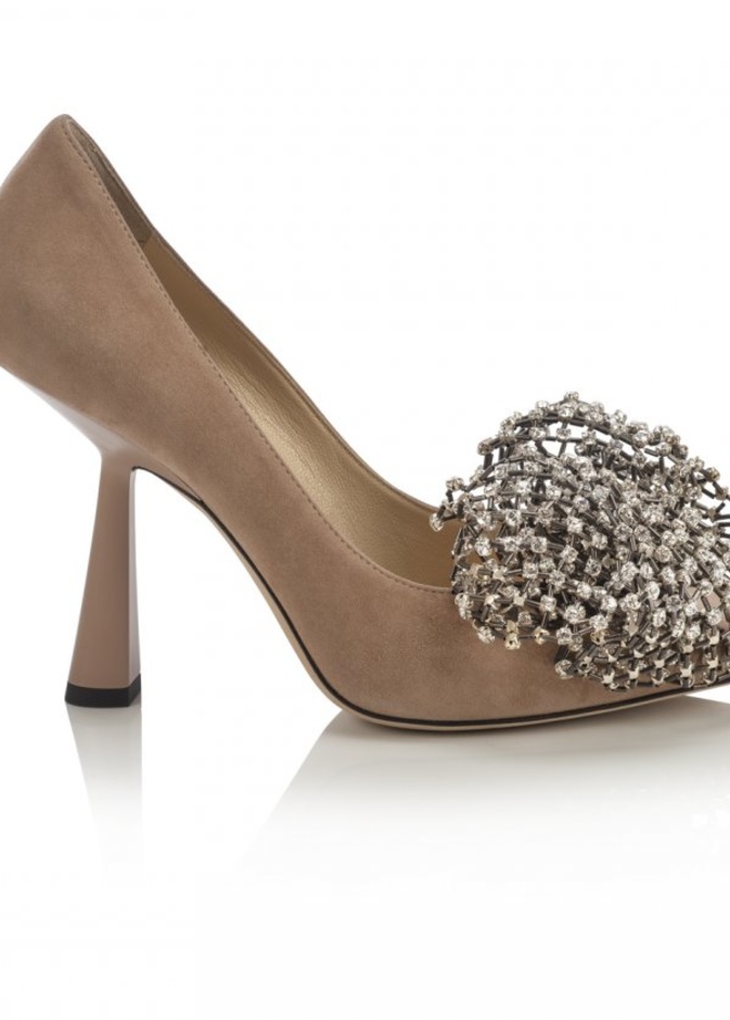 مجموعة جيمي تشو لربيع وصيف 2021