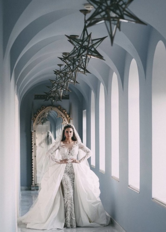 أحدث صور لإطلالة درة زروق الأنثوية في حفل زفافها