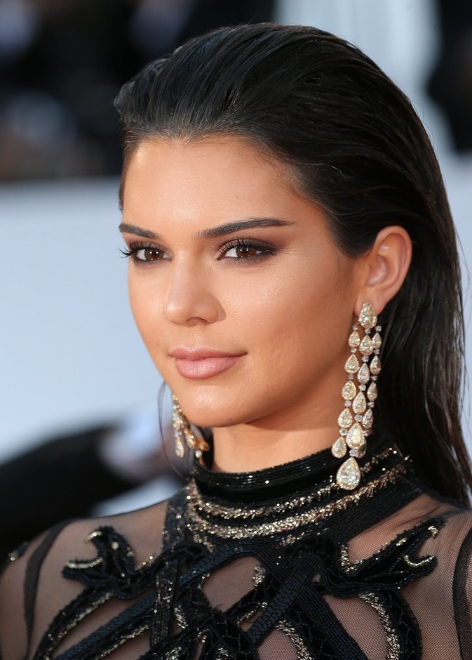  أقراط كيندال جينر من شوبارد Chopard