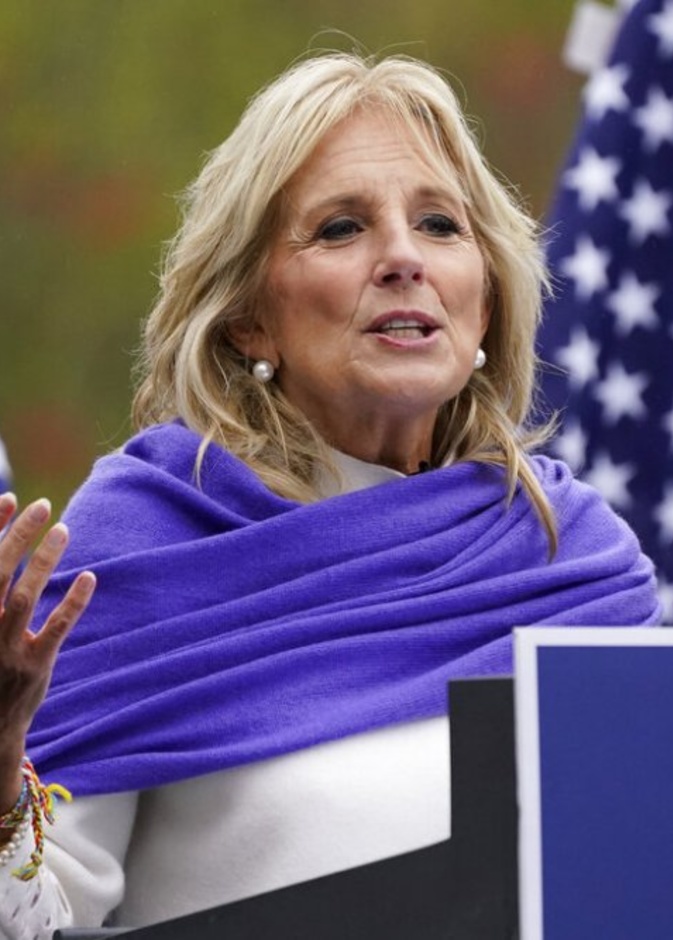 ميلانيا ترامب أم جيل بايدن.. من ستفوز بلقب السيدة الأولى للولايات المتحدة الأمريكية؟