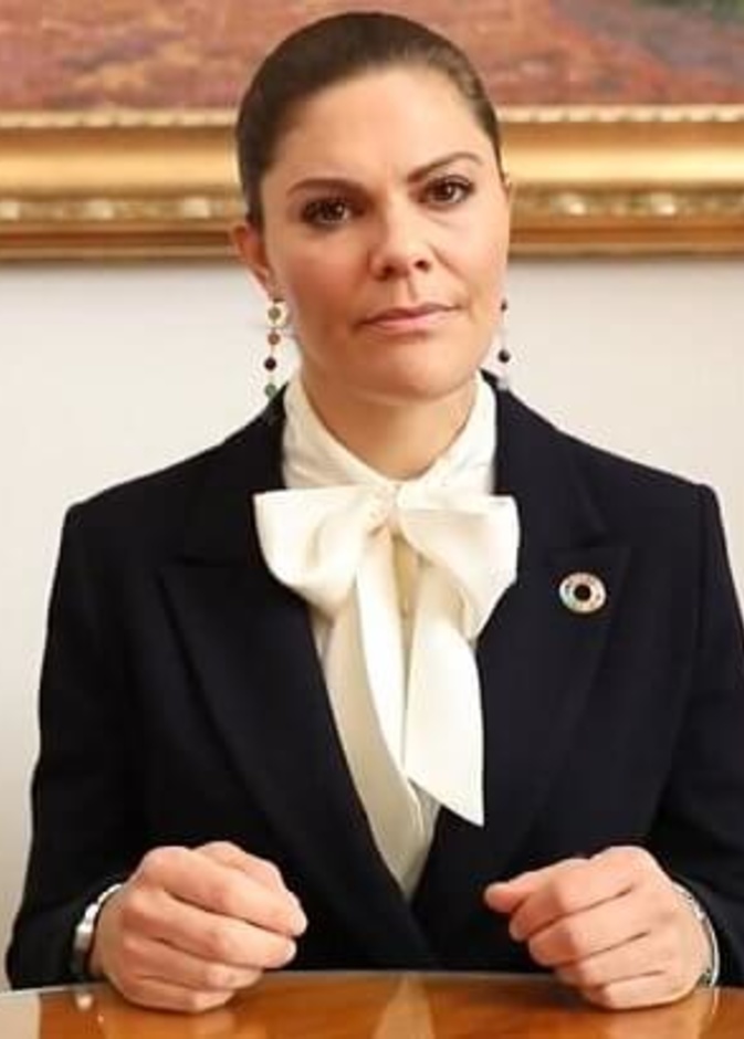 الأميرة فيكتوريا تفتتح مختبر العمل