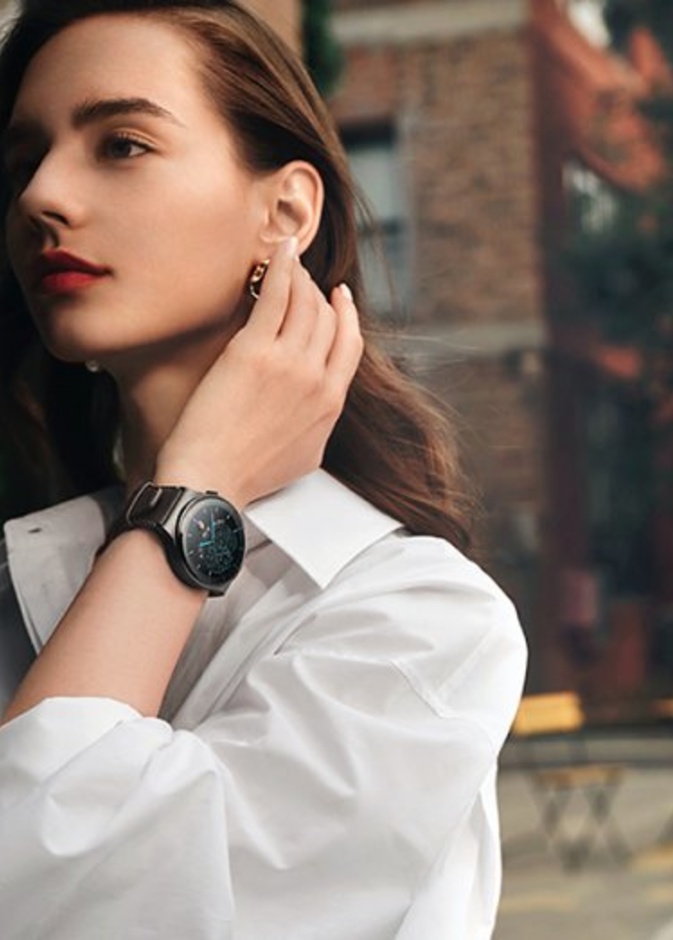 هواوي تطلق ساعة HUAWEI WATCH GT 2 Pro  بمجموعة مراحل القمر