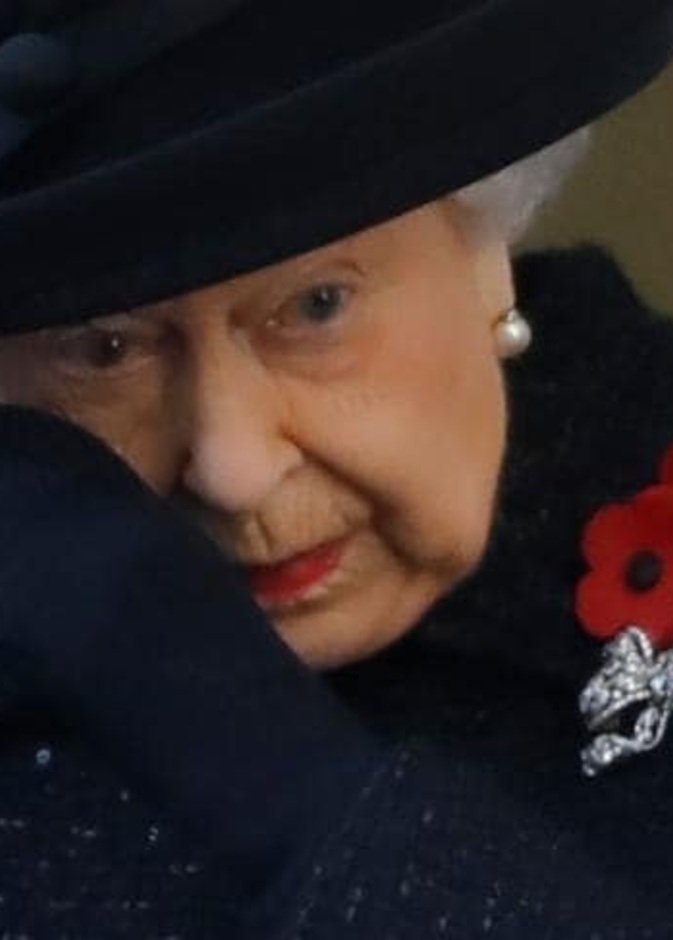 أوقات ظهرت فيها الملكة إليزابيث الثانية بملابس ‏الحداد