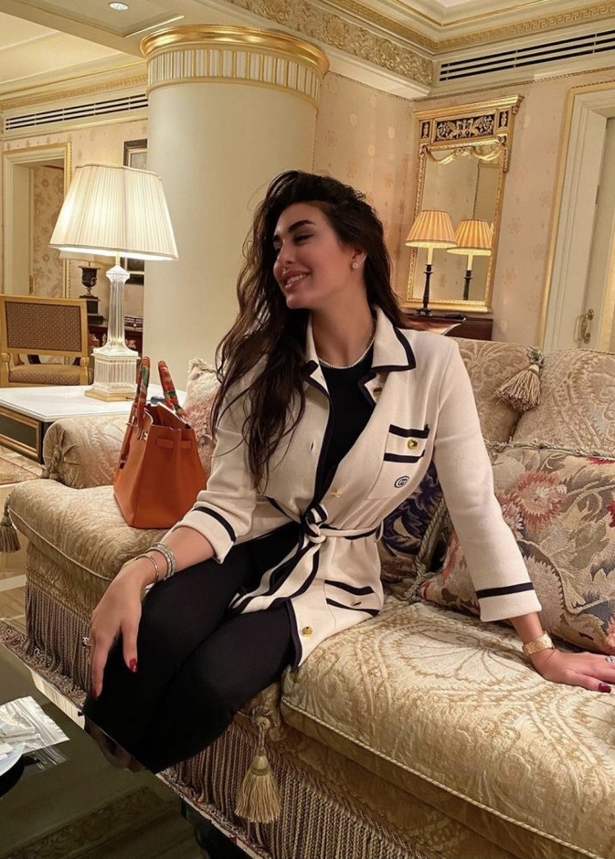 تفاصيل الأناقة والفخامة في أحدث إطلالات ياسمين صبري